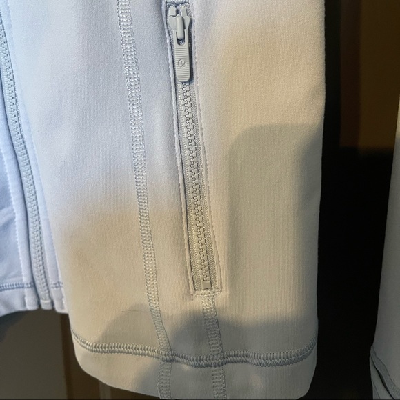 Lululemon Define Jacket Berry Mist Luon 10 blue purple - Picture 5 of 10